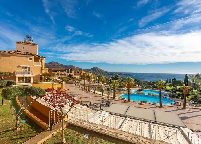 Cap Esterel St Raphael * Saint-Raphaël